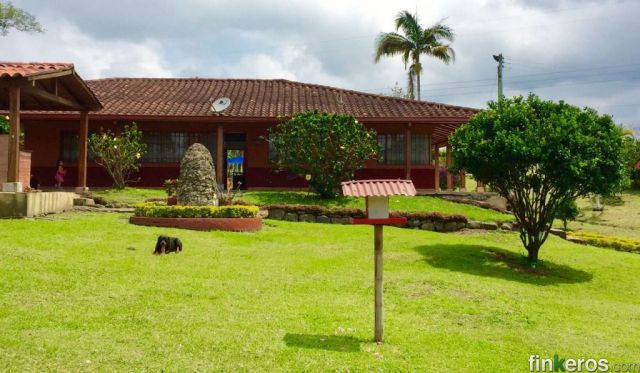 Finca El OASIS - Finca en Sasaima, Cundinamarca